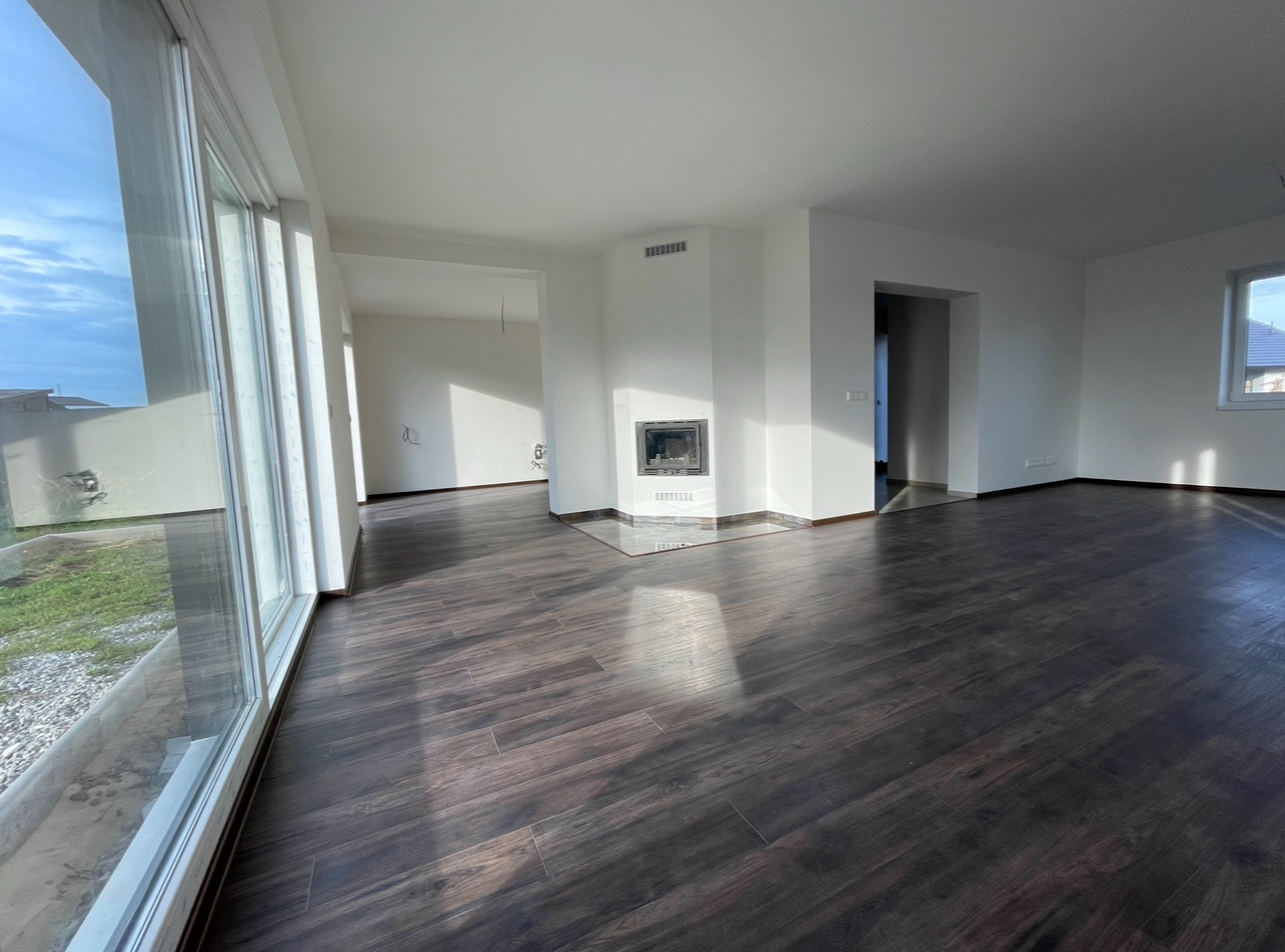 Project gallery image 3