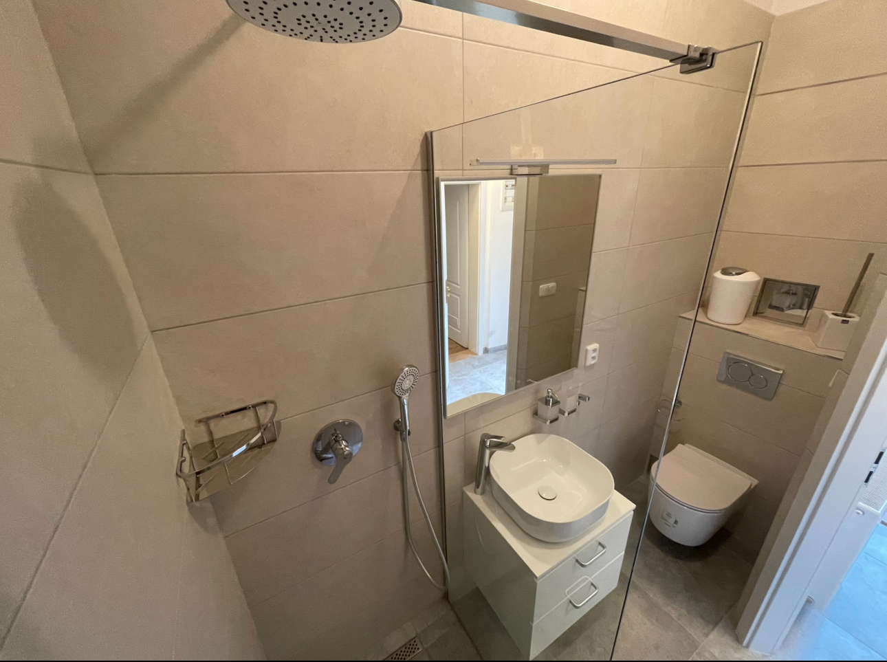 Project gallery image 1